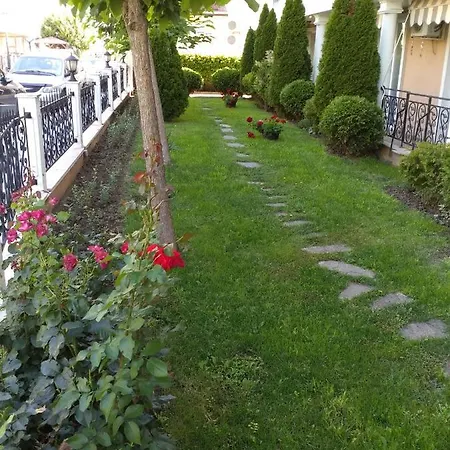 Gracia Apartment Ravda